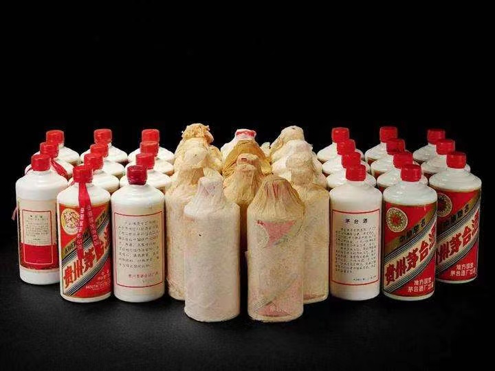 金平日照岚山回收酒价格哪里回收(附近上门回收茅台酒）?